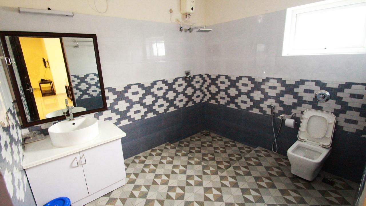 Kohinoor Hotel Alwaye Kültér fotó