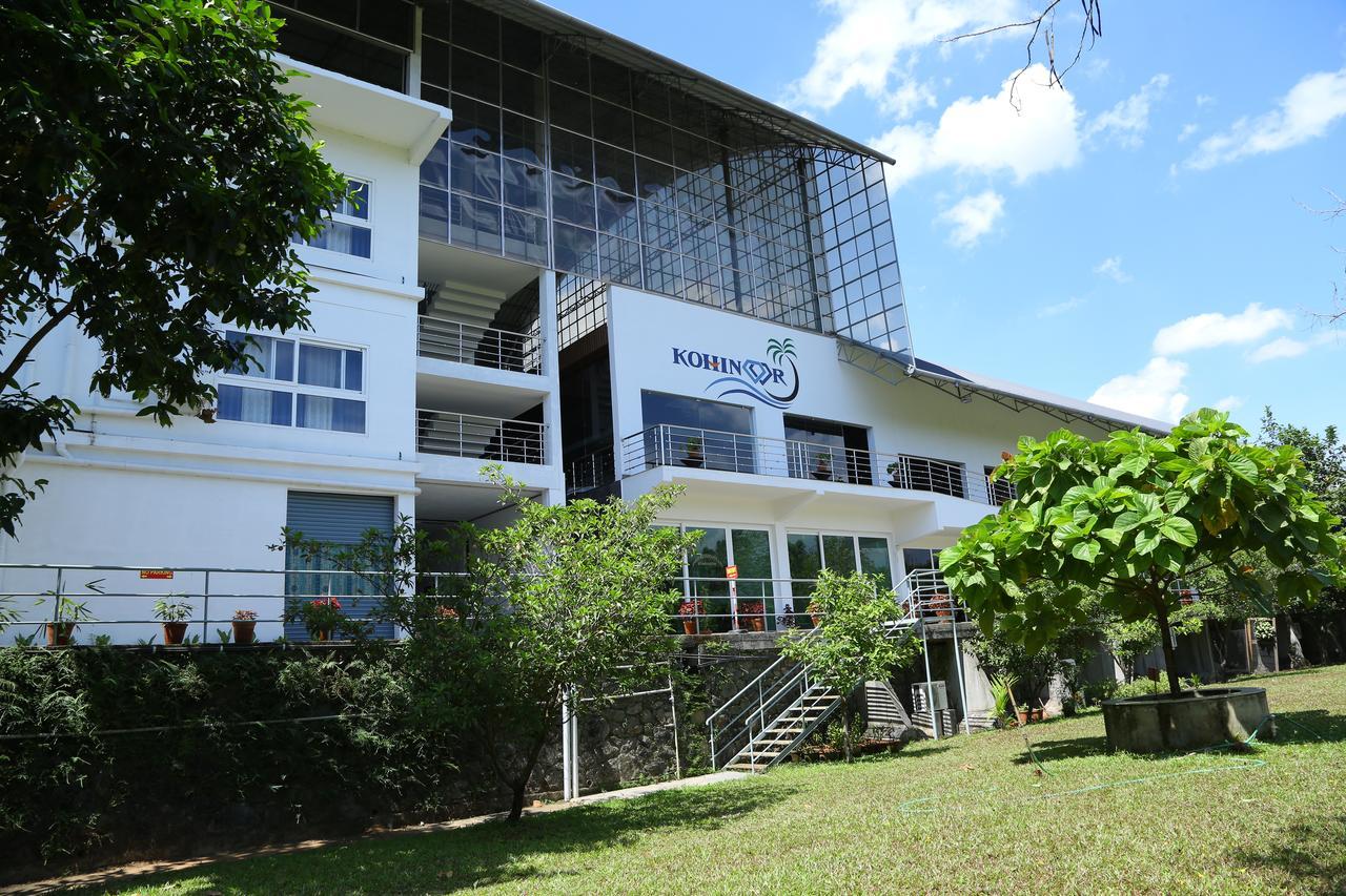 Kohinoor Hotel Alwaye Kültér fotó